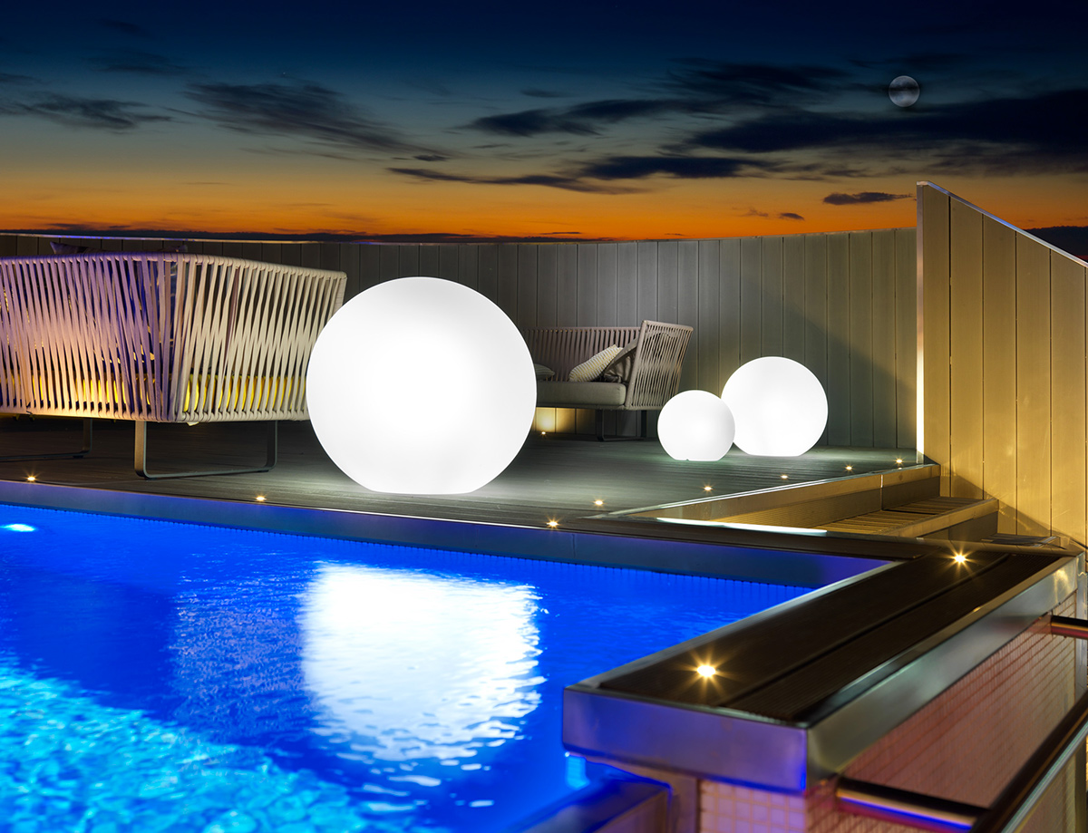 LUMINOUS SPHERES LUMINOUS SPHERES